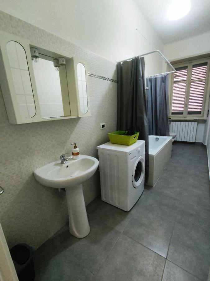 Appartamento Vacanza Orchidea Turin Exterior foto